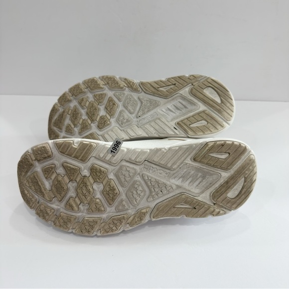 Hoka One One Arahi 7 Women’s Shoes - Picture 7 of 9